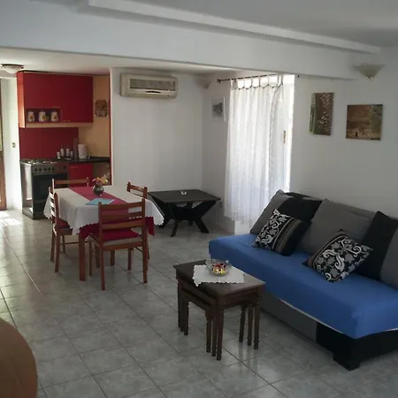 By The Sea - 12454 Apartment Šibenik